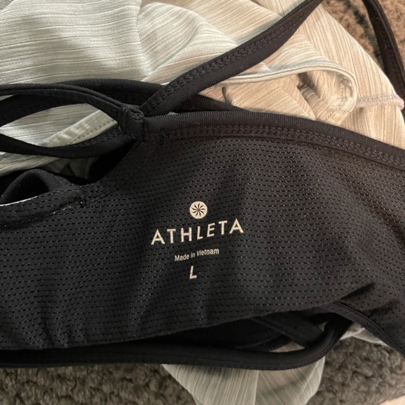 Athleta Razorback Built In Bra Tank - Picture 5 of 5